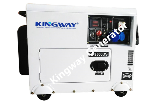 水によって冷却される3phase 50hz 1500rpmの無声ディーゼル携帯用発電機セット8KVA 12Hp